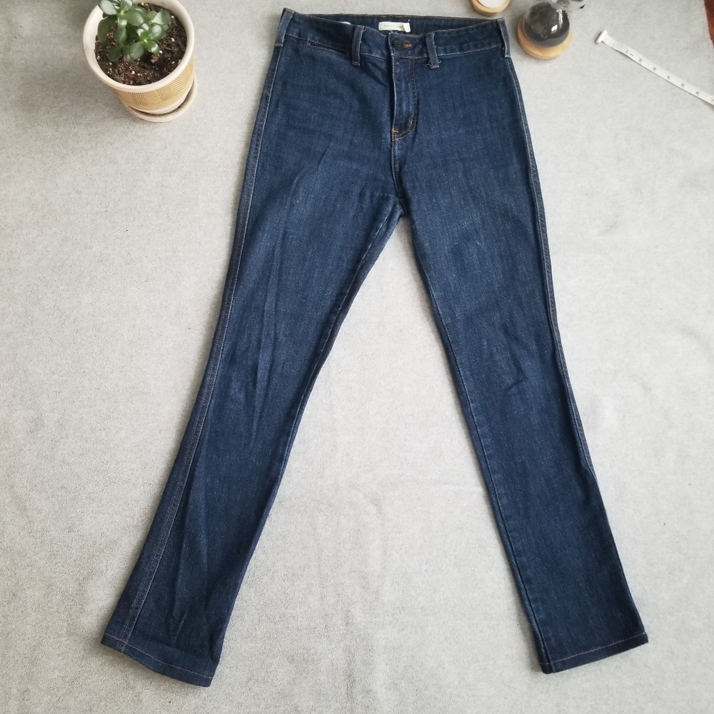 Silence and Noise High Rise size 27